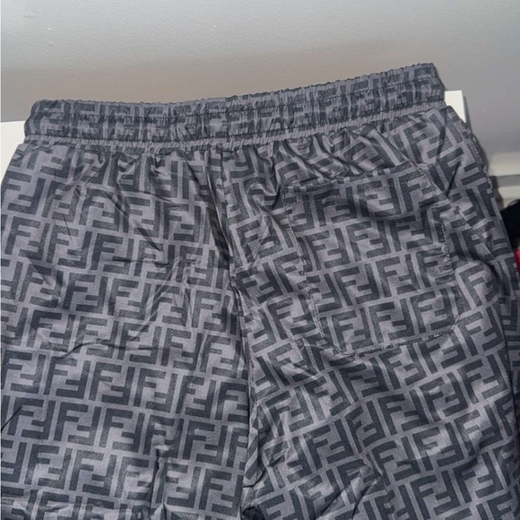 Fendi short - Picture 6 of 6